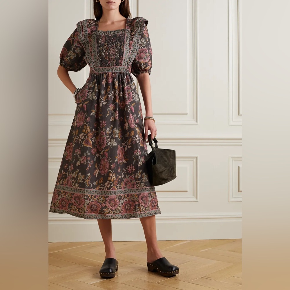 10 🔖 SEA
Tess ruffled smocked floral-print cotton-poplin midi dress - Picture 3 of 6